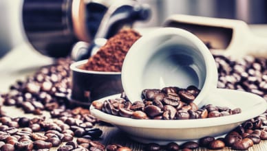 「コーヒー豆挽いて」は英語で？ サードウェーブコーヒー最新情報と英語レシピ